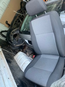 VW T5 T6 T6.1 Transporter Caravelle Fahrersitz Bj 2016