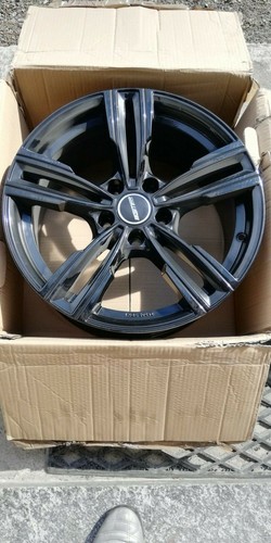 Cerchio GMP Atom 19x8,5 ET 45 5x112 Bicolore (solo 1 pezzo leggere) - Imagen 2 de 6