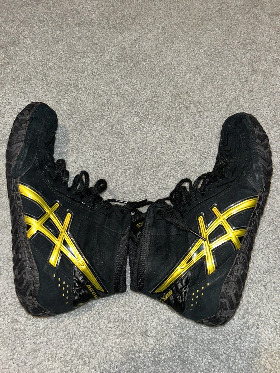 aggressor 3 black and gold