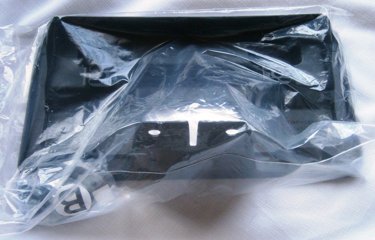 BRAND NEW OEM Honda FRONT LICENSE PLATE BRACKET 71145-SWA-A000
