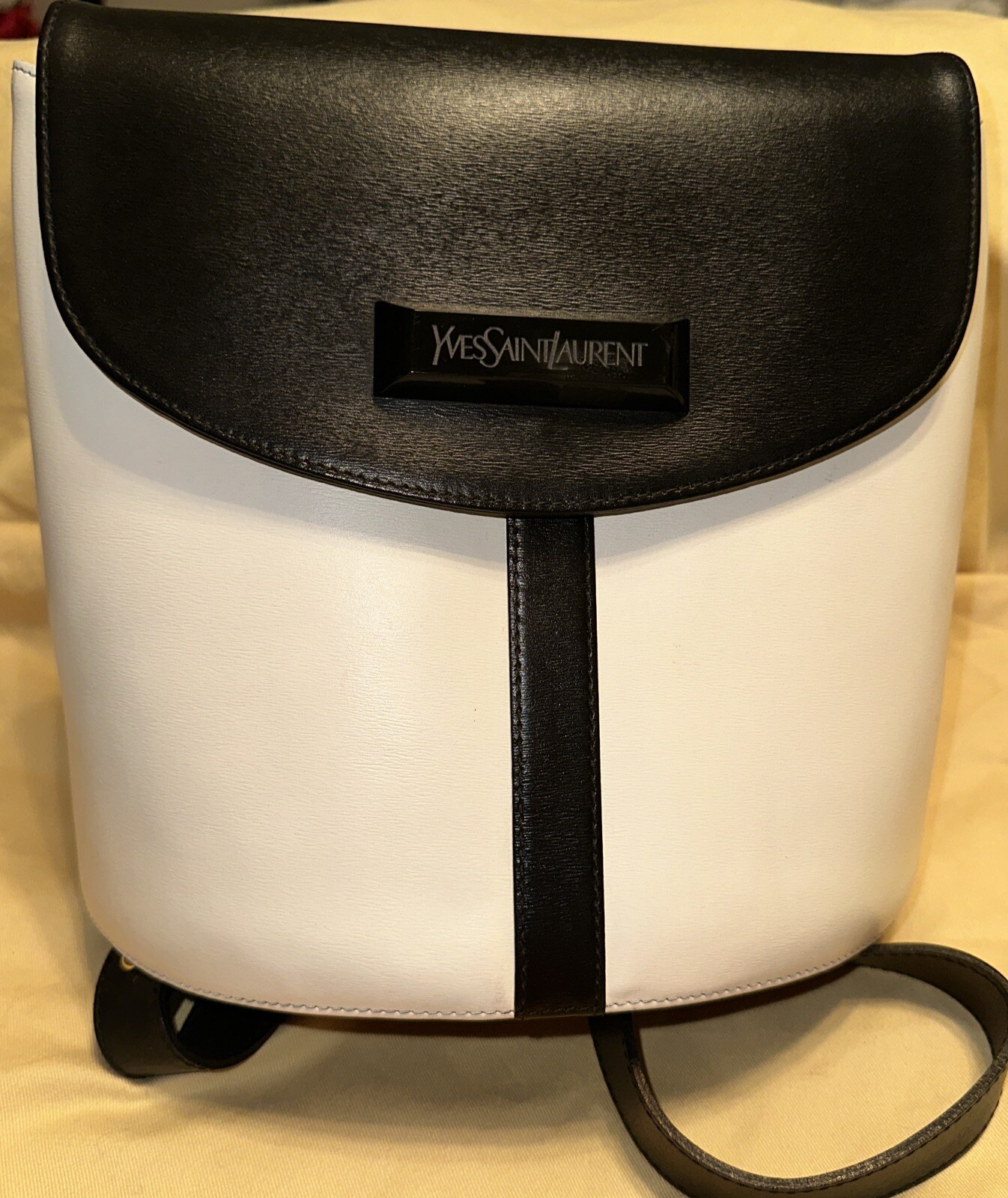 Autentica borsa zaino bicolore Yves Saint Laurent nero bianco pelle logo donna