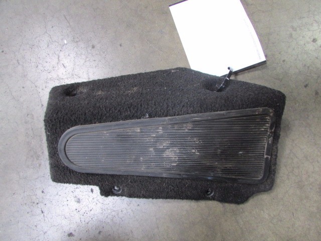 Maserati Granturismo, LH, Left, Driver's Side Foot Rest, Black Used P/N 82084089