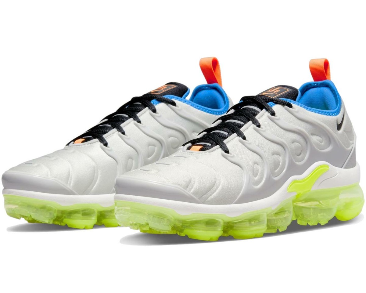 Nike Women's Air VaporMax Plus 'Photon Dust Volt' Shoes DQ4695-001