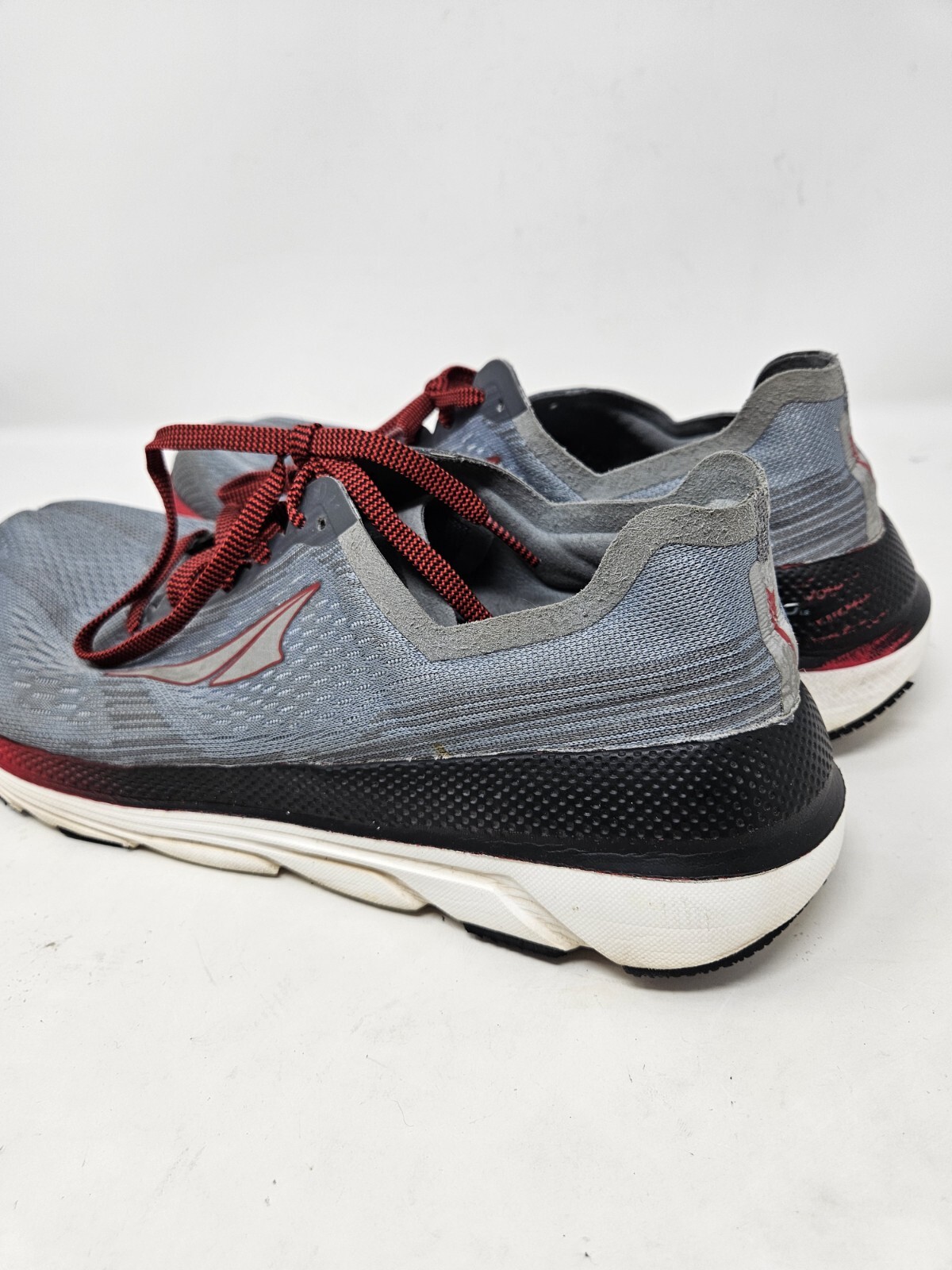 SAOLA Scarpe da corsa da strada ALTRA ALM1938F Duo 1.5 da uomo taglia 9 5 grigie rosse