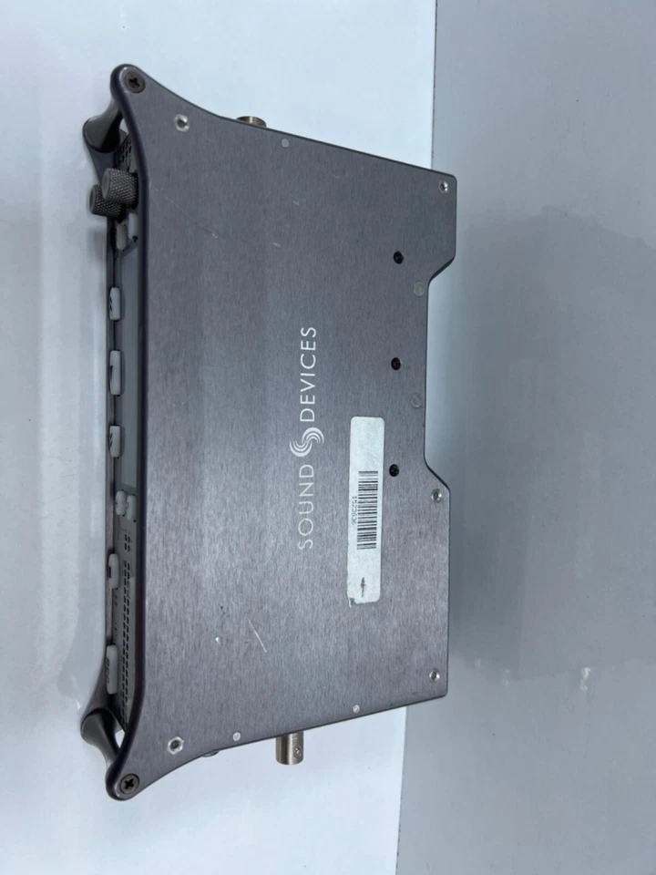 Sound Devices 702T High-Resolution 2-Channel Compact Flash Field Recorder - Image 3 of 4