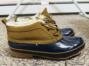 Women’s Bass Shoes - Size 9M