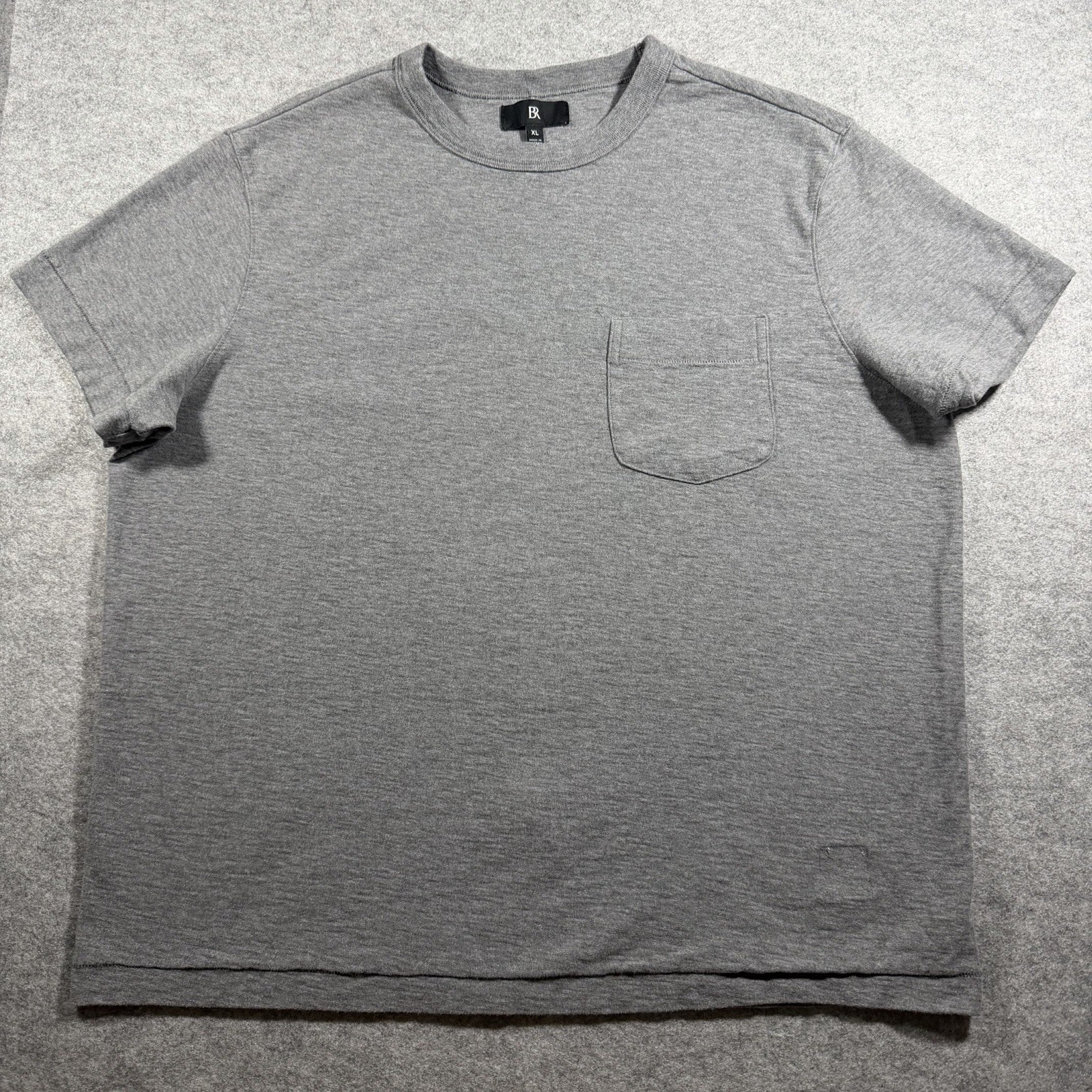 Banana Republic Luxury Touch Pocket Tee Mens XL Gray Heathered Knit Shirt Casual