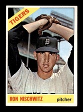 1966 Topps #38 Ron Nischwitz   VG/VGEX X3631911
