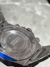 Girard-Perregaux Laureato Chronograph, Indigo Blue 81020-21-3311-1GM TO262966 5