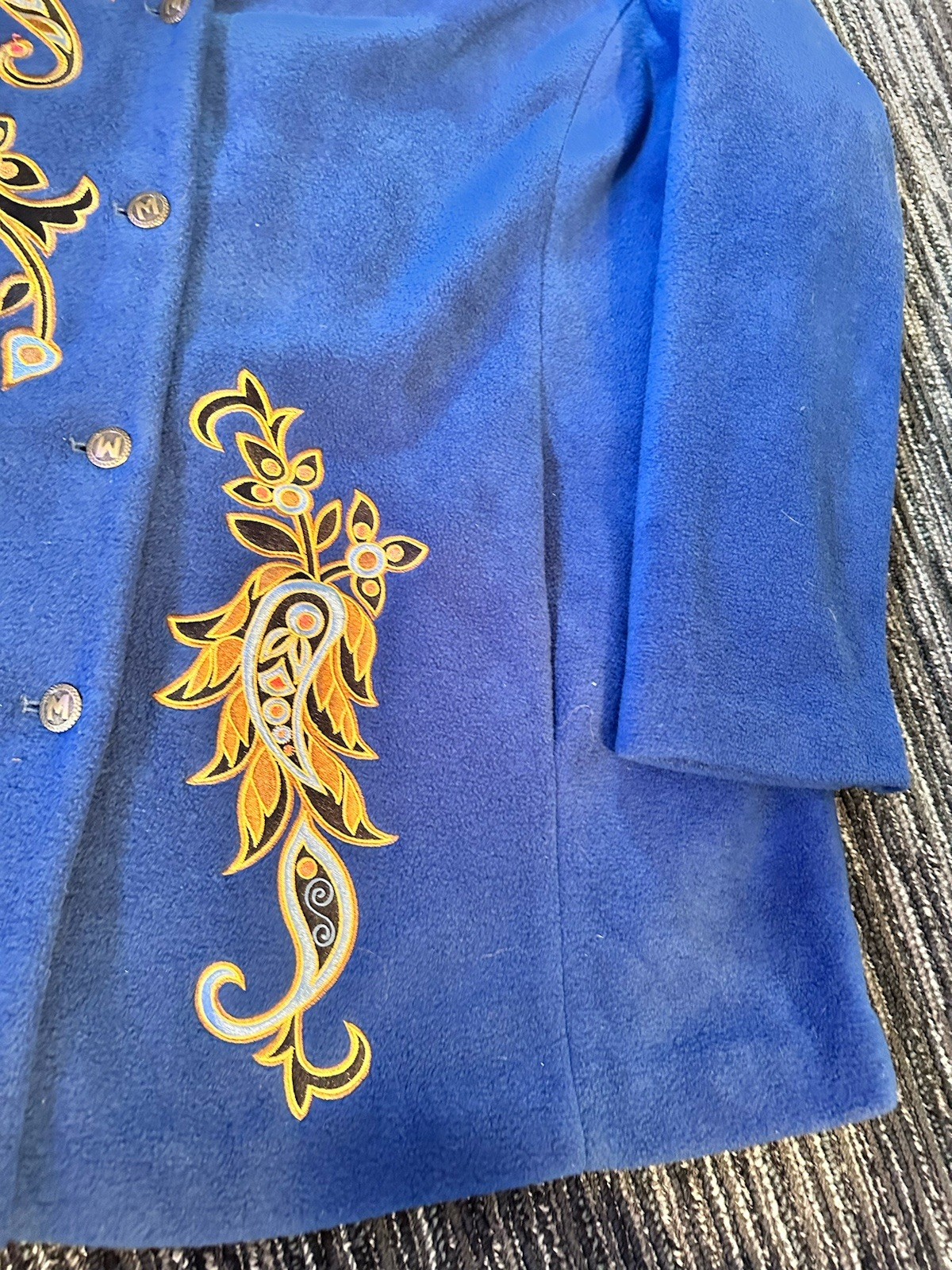 Picture 3 of 4