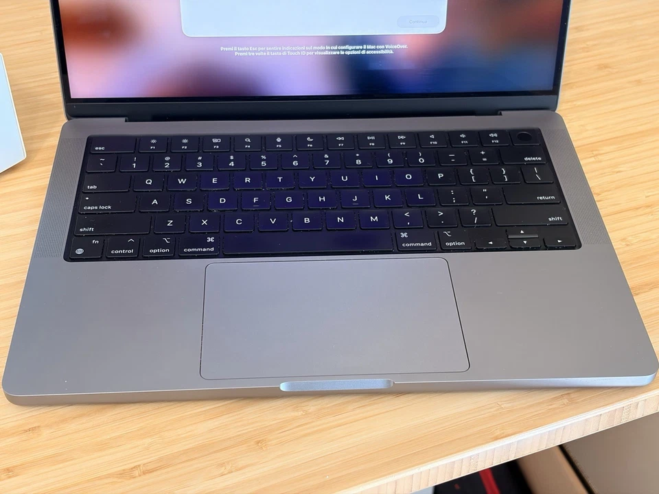 Apple MacBook Pro 14" M1 Pro · 32GB · 1TB, foto 4 di 5