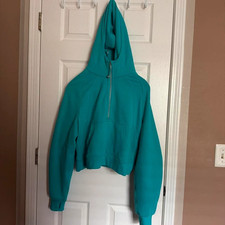 Lululemon Electric turquoise cropped half zip scuba hoodie