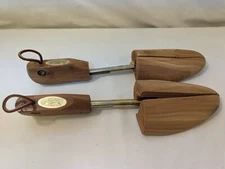 Moneysworth Set of  2 Full Toe Wooden Shoe Trees Pair Sz Large WOOD L stretcher 