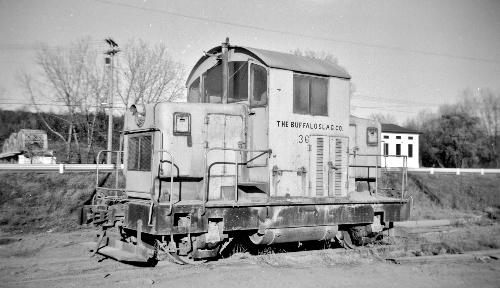 Buffalo Slag 36 / Cushing Stone EMD Model 40 Black & White Print eBay