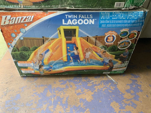 kahuna twin falls inflatable water slide