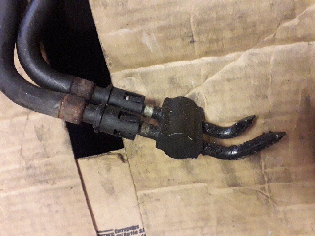 Picture 2 of 3