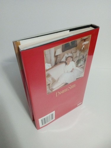 Second Chance by Danielle Steel, 2004 Delacorte Press Hardcover - Picture 2 of 5