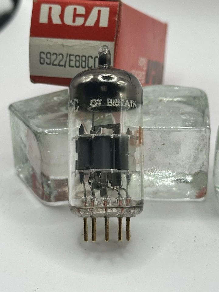 Tubo Amperex/RCA probado 6922 E88CC Gt Britain Gold Pins-O Getter*NUEVO* NUEVO EN CAJA Foto 3 de 4