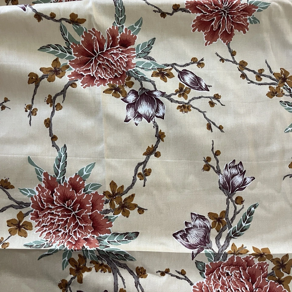 Vintage Floral Ivory Dk Pink 1980 Chintz Fabric Interior Original Design 10 yd - Image 2 of 4