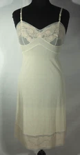 Vtg. 60s Vanity Fair Lace Full Slip Vintage Made in USA Lingerie Pin Up Size 36