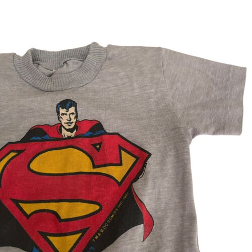 Superman T-Shirt Boy's Small 1981 Vintage Single Stitch Graphic Tee - Picture 3 of 12