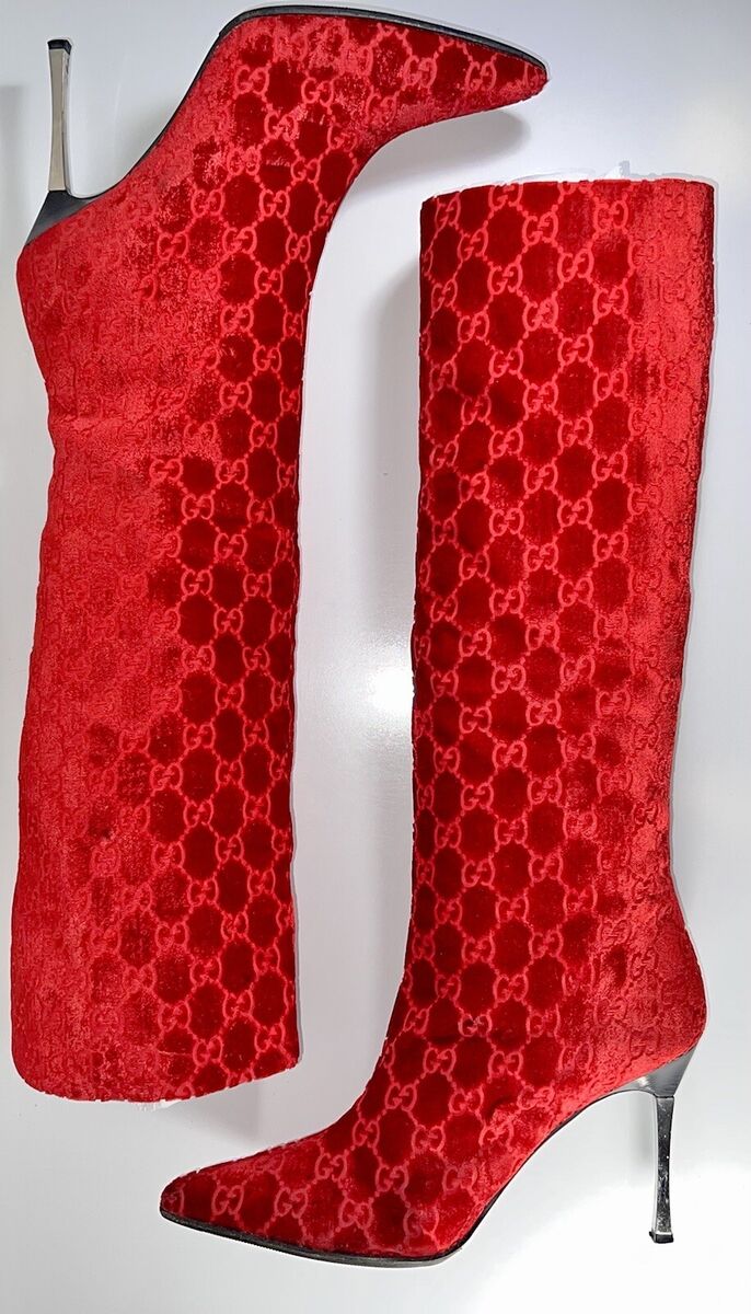 GUCCI Logo Guccissima Red Velvet Boot TOM FORD A/W 97 Ad GUCCI Logo Guccissima Red Velvet Boot TOM FORD A/W 97 Ad