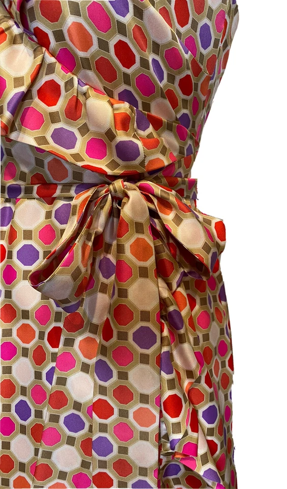 VESTIDO ENVOLVENTE FLORENCE BROADHURST PARA KATE SPADE Talla 2 Aubrey SEDA CON VOLANTES $438 Foto 2 de 4