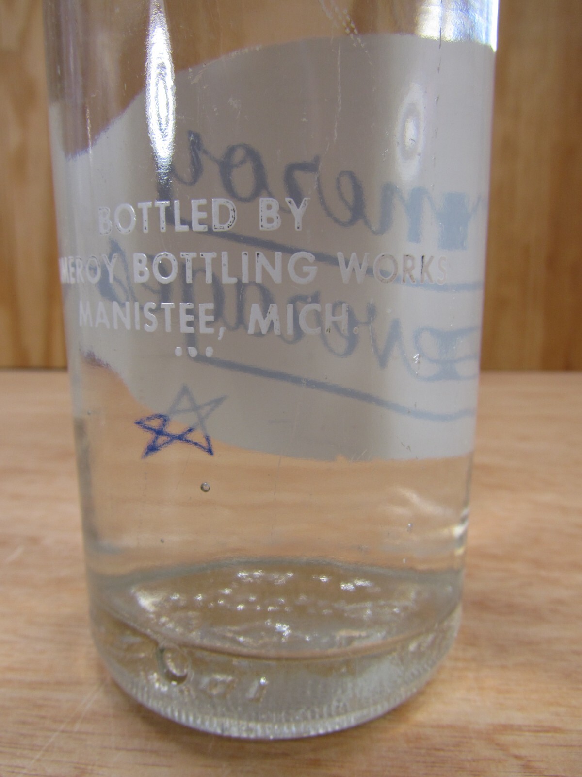 2 Full Vintage Pomeroy Bottling Works Manistee, Michigan Club Soda Bottles 12 oz eBay