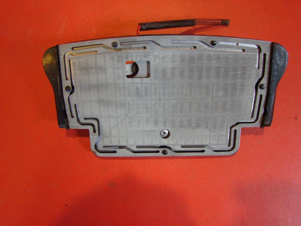 NOS OEM 91 92 93 Pontiac Grand Am Prix Sunbird steering wheel HORN PAD BACKING - Image 2 of 4