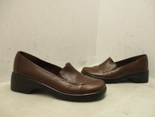 Clarks Brown Leather Slip On Loafers Womens Size 7 M Style 70423