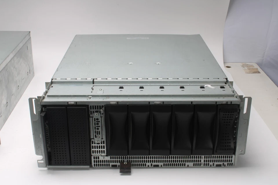 Silicon CMN A018 / CMN A019 Graphics Origin 200 Server Lot of 2 - Fair Condition - Image 3 of 4