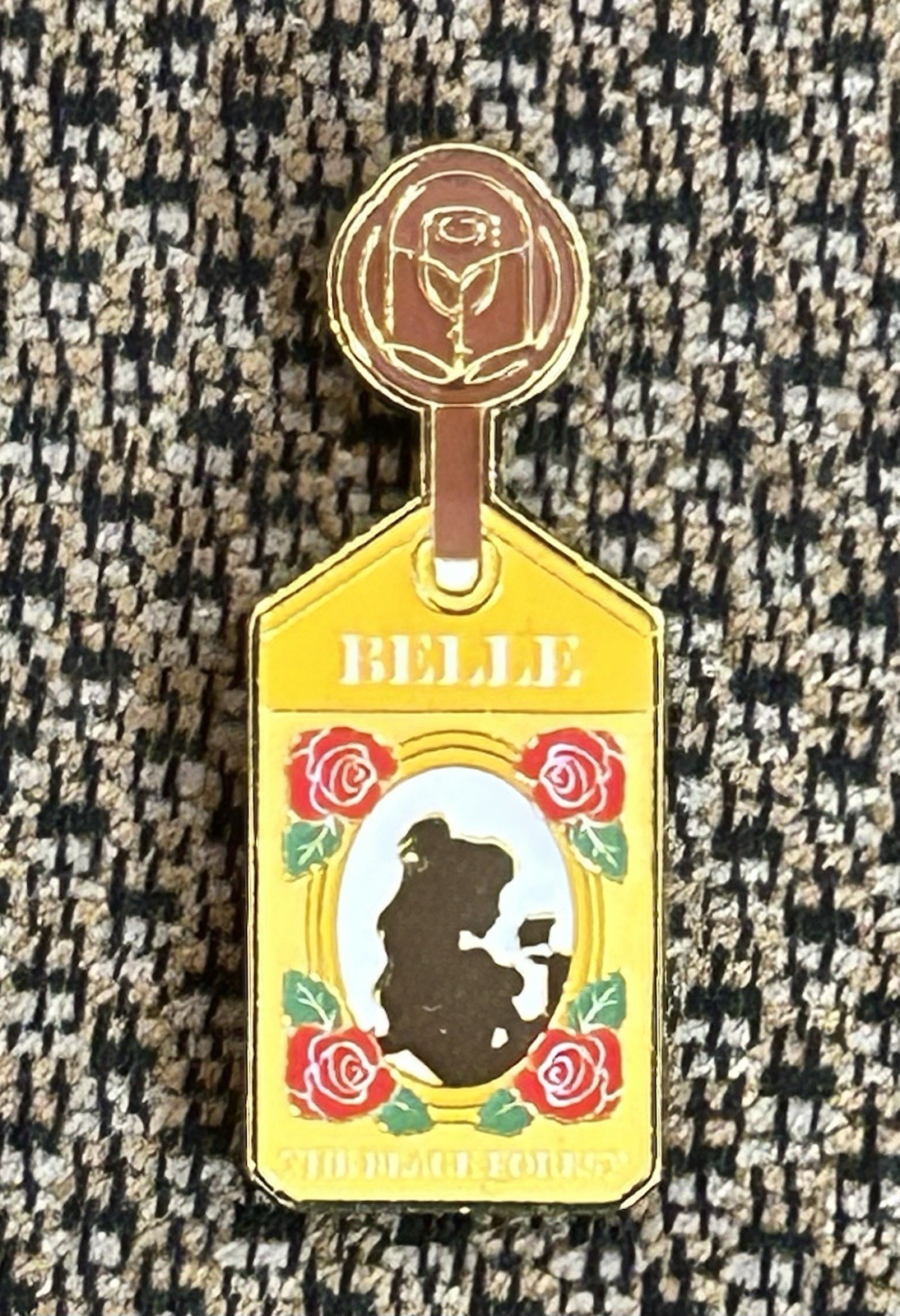 Tag Belle Beauty & Beast Blind Box Mystery Pin