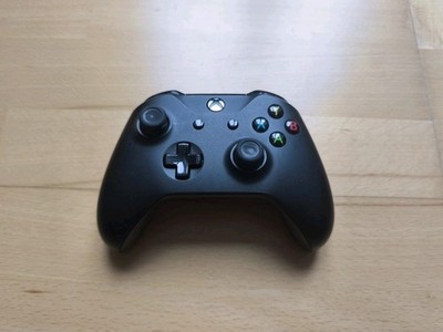 Original Microsoft Xbox One Controller   Schwarz   Modell 1708 - GUTER ZUSTAND
