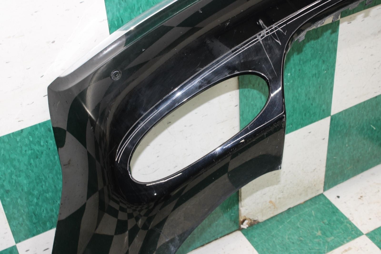 ⚠️DMG⚠️ 13-15 Flying Spur Black Rear Bumper Cover Panel Assy OEM Factory WTY OE