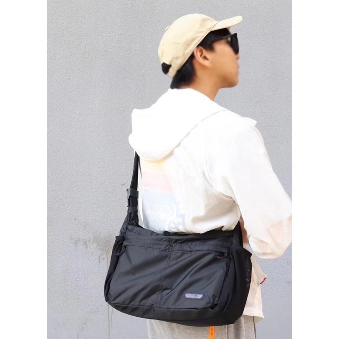 patagonia lightweight messenger bag Black Hole Mini MLC Pack 30L – Luggage Pros Made in a Fair Trade Certified factory Patagonia Terravia Sacoche 3L Unisex