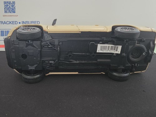Maisto Toyota Tacoma TRD Pro Truck Crew Cab Treibsand ohne Box 1:27 Diecast - Bild 5 von 24