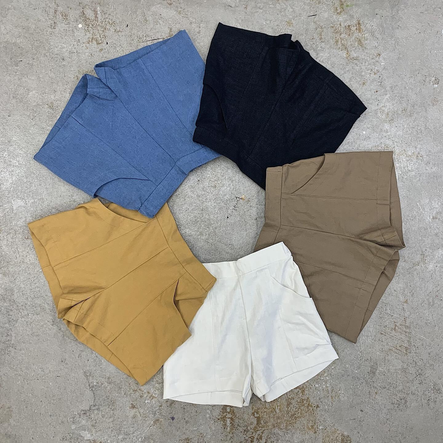 FORMATION Design Studio Canvas Utility Shorts Big… - image 3