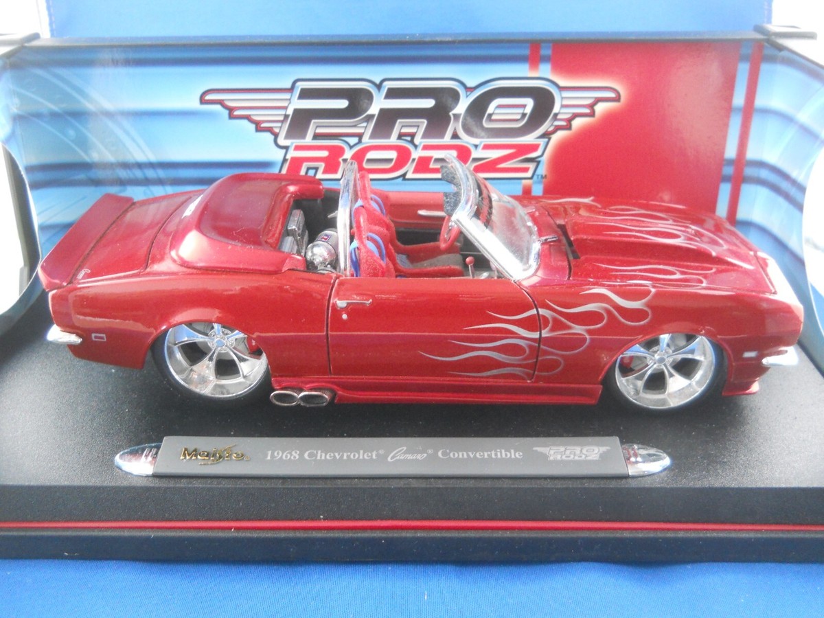 ミニカー Maisto 1968 Chevrolet Camaro 1/18 Maisto 1/18 - Chevrolet Camaro Z/28 1968 Blue Diecast Model