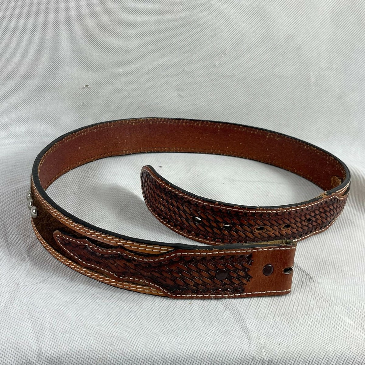 Vintage Carved Leather Belt Vintage Carved Leather Belt (Only 1) – Style a Go-Go main image 3