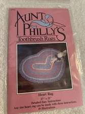 Aunt Philly's Toothbrush Rugs Pattern Heart Shaped Rug 27” x 32”