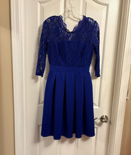 Blue Solid Lace Fit & Flare Pleated Knee Length Dress M 3/4 Sleeve V-Neck