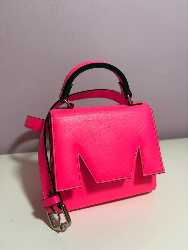 Mini borsa MSGM fucsia neon / rosa fluo con patta a "M"