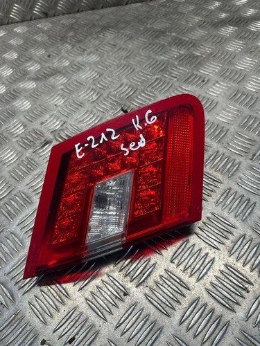 MERCEDES-BENZ E W212 Heckklappenleuchte links 6778003 A2129060358 2.20 31220027