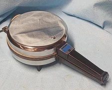 3 YEAR WARRANTY - 7" Nonstick Model - Vitantonio Pizzelle Maid 400 - Light Use