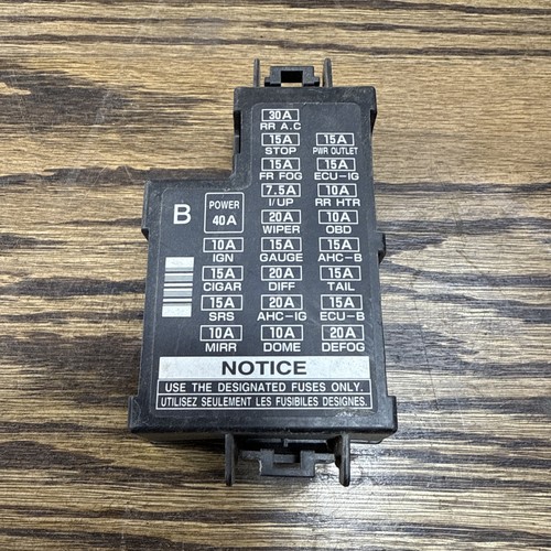Used OEM Fuse Box Cover 82672-60020 1998-2007 Toyota Land Cruiser UZJ100 / LX470 - Picture 2 of 9