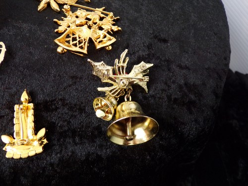 Christmas Jewelry (7 ) Vintage Avon Pins & Brooches Gold Tone Jeweled Silver - Picture 9 of 12