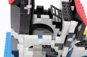 Vintage LEGO Castle Wolfpack Tower 6075 Incomplete AS-IS Baseplate Swap 1992