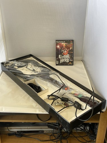 Guitar Hero - PS2 SG Controller - sehr gepflegt - mit CIB Kopie von Guitar Hero - Bild 3 von 12