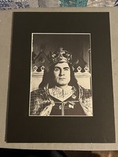 1956 Shakespeare Richard III Signed By Laurence Olivier RARE PHOTO Matted