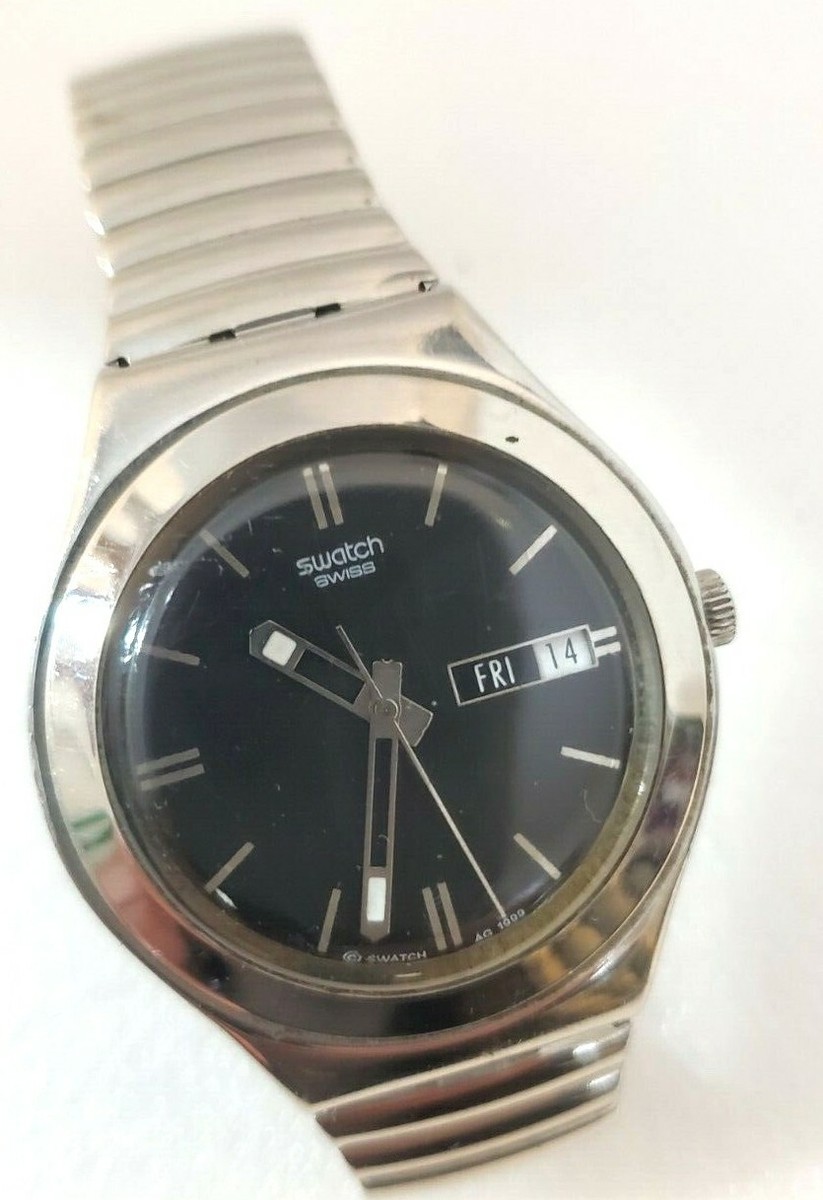 Swatch Black and Silver AG 1999 Watch used condition new battery needed Swatch Swiss AG 1999 Quartz Day Date Black Dial Men main image 3
